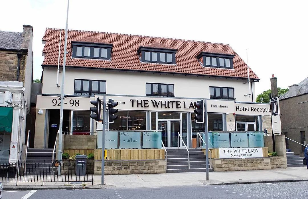 The White Lady Wetherspoon-1