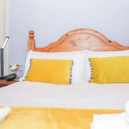 Beautiful Rooms In Edinburgh Cottage Guest House - Free Parking-3