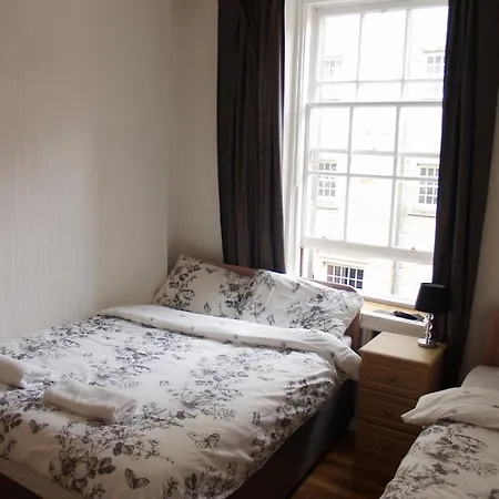 Niddry Street Apartments Edinburgh-3