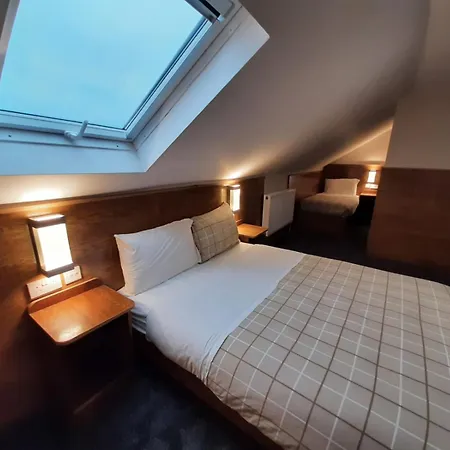 Adelphi Hotel-3