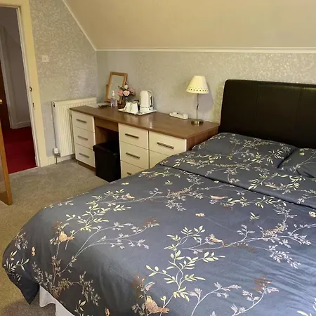 Hillhouse-3