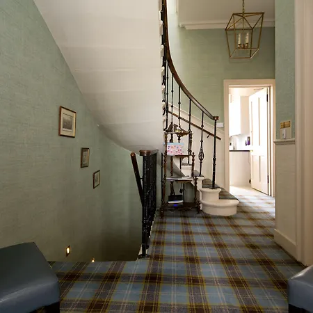 Sherwood Guest House-2